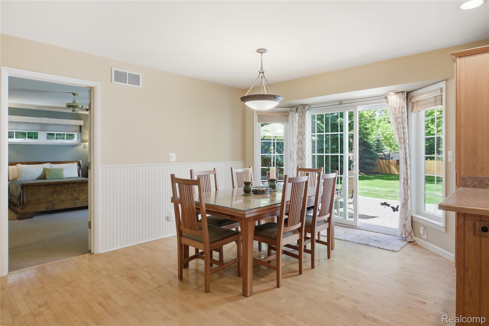 830 Hemingway Road Lake Orion, MI 48362 - Photo 12 of 70 244A3866.jpg