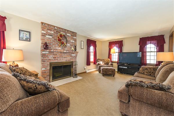 45 Bennett Hill Road Rowley, MA 01969 - Photo 4 of 29 Gallery Image 4