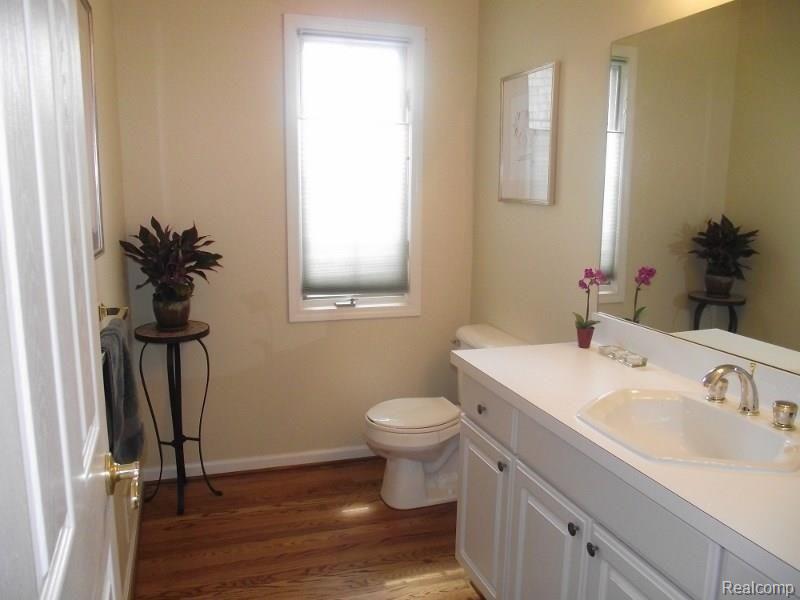 47057 Mornington Road Canton, MI 48188 - Photo 14 of 32 DSCF7046 (800x600).jpg