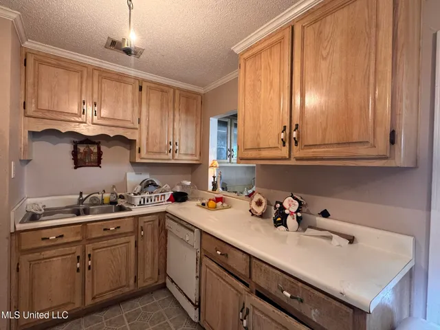 $80,000 | 2930 Dantzler Street, Moss Point, MS 39563