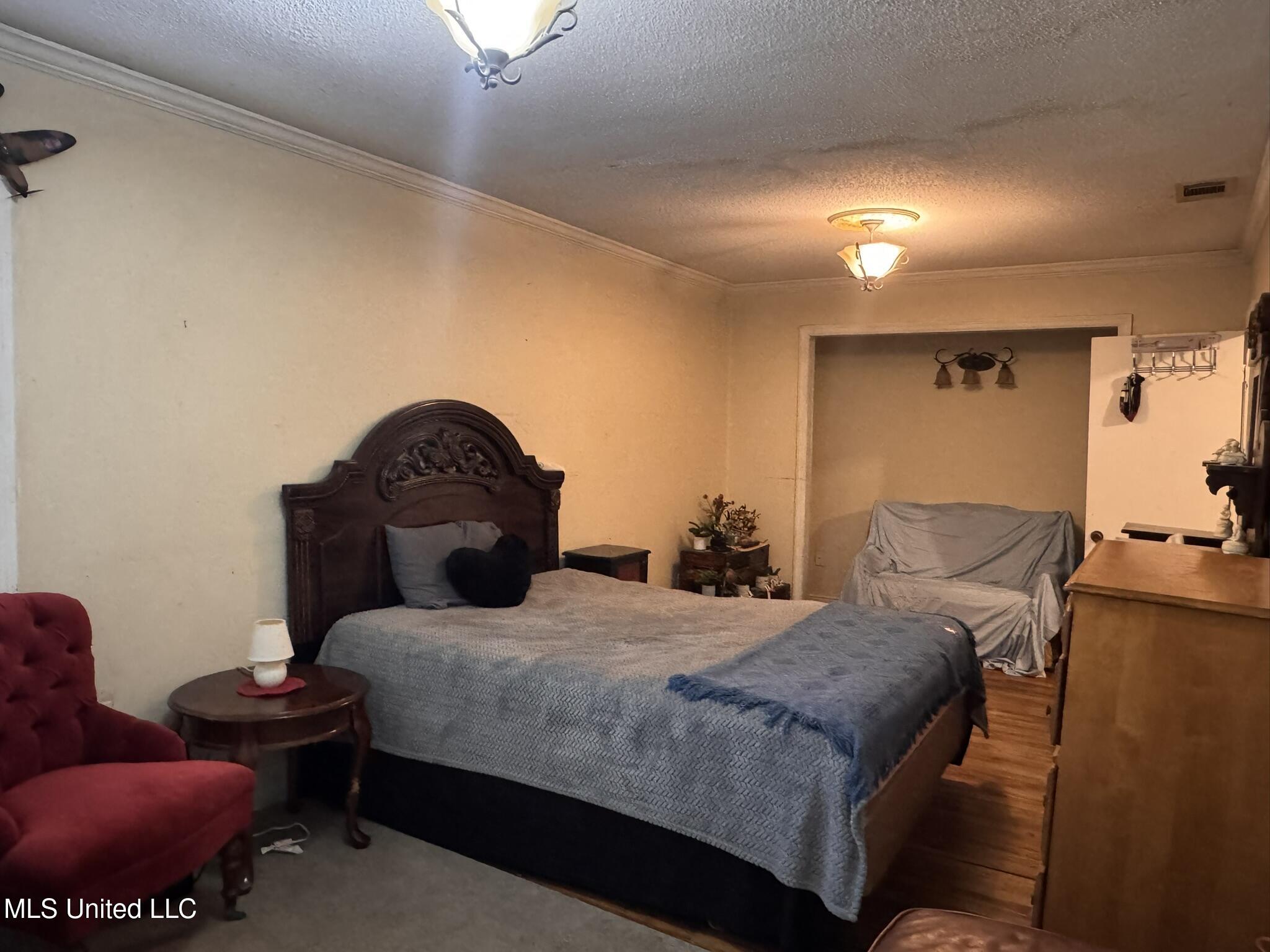 2930 Dantzler Street Moss Point, MS 39563 - Photo 28 of 44 IMG_1925