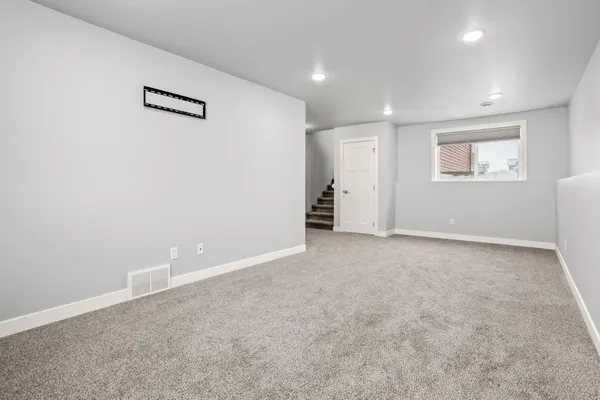 $312,000 | 6709 69th Avenue, Horace, ND 58047