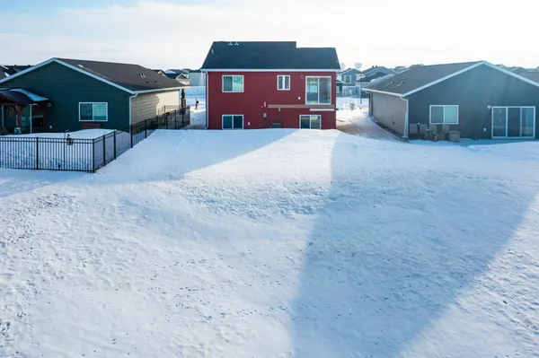 $312,000 | 6709 69th Avenue, Horace, ND 58047