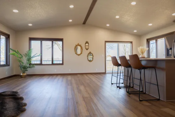 $475,000 | 1961 South Shore Drive, Worthington, MN 56187