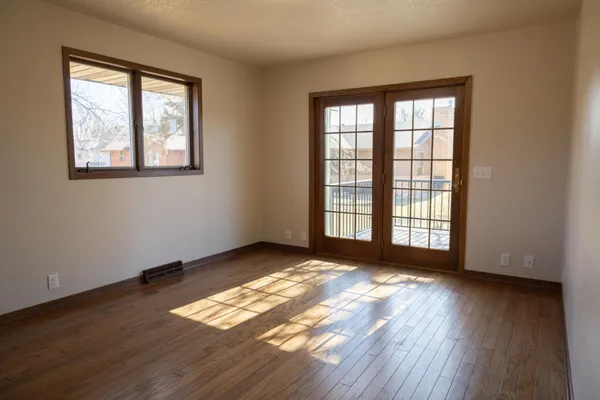 $475,000 | 1961 South Shore Drive, Worthington, MN 56187