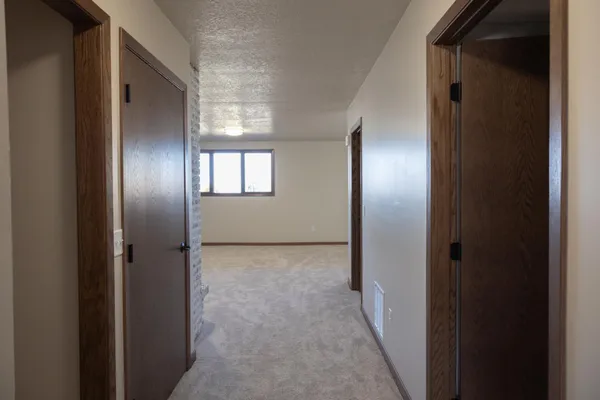 $475,000 | 1961 South Shore Drive, Worthington, MN 56187