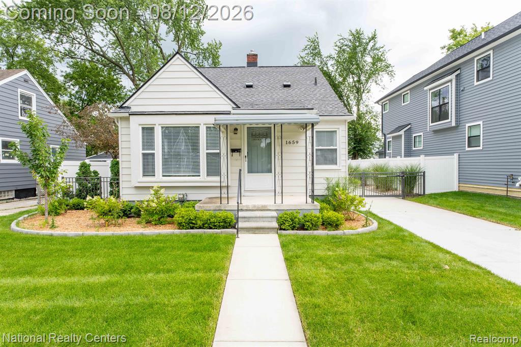 1659 Princeton Road Berkley, MI 48072 - Photo 1 of 28 Gallery Image 1