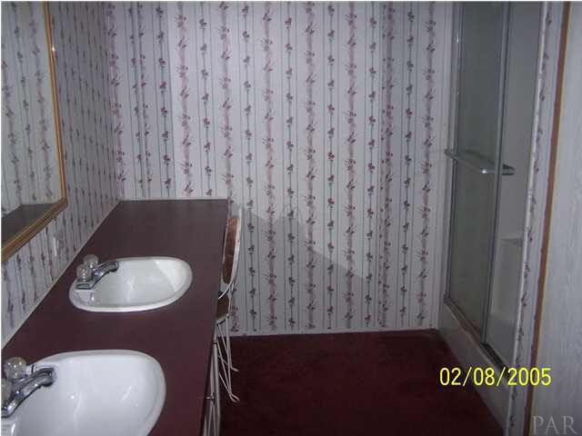 5637 Tom Sawyer Road Milton, FL 32583 - Photo 9 of 16 Gallery Image 9