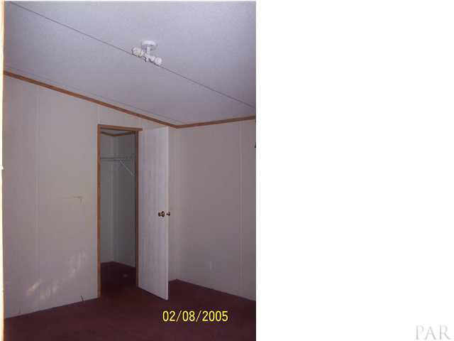 5637 Tom Sawyer Road Milton, FL 32583 - Photo 10 of 16 Gallery Image 10