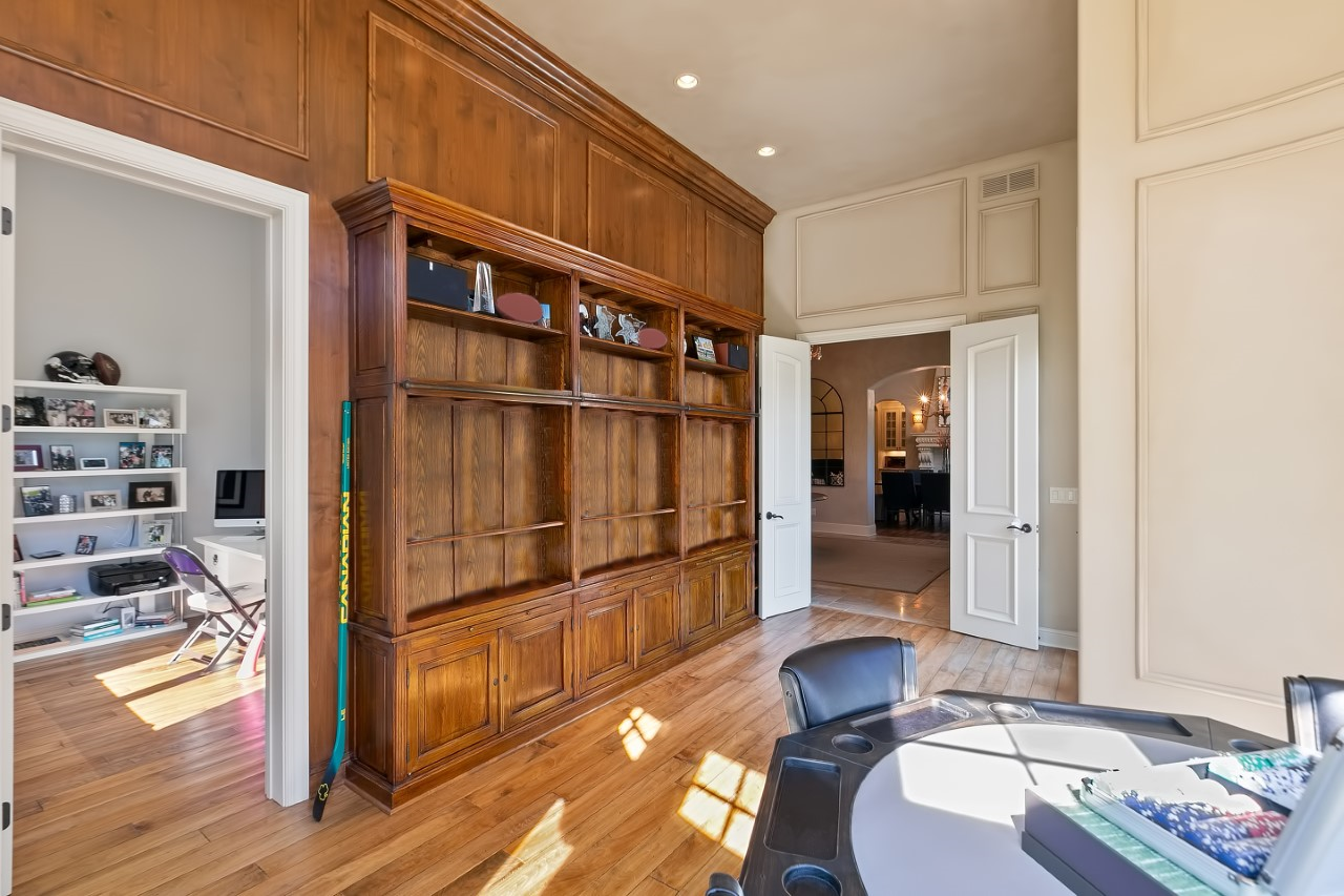 2542 Crosby Road Minnetonka, MN 55391 - Photo 16 of 50 Gallery Image 16