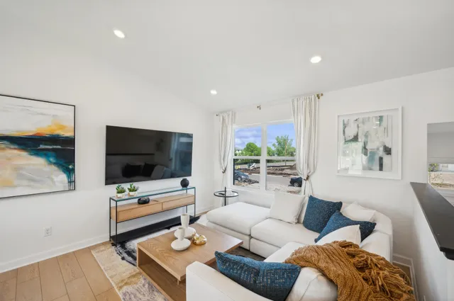 $389,835 | 2385 Jandell Avenue Northeast, St. Michael, MN 55376