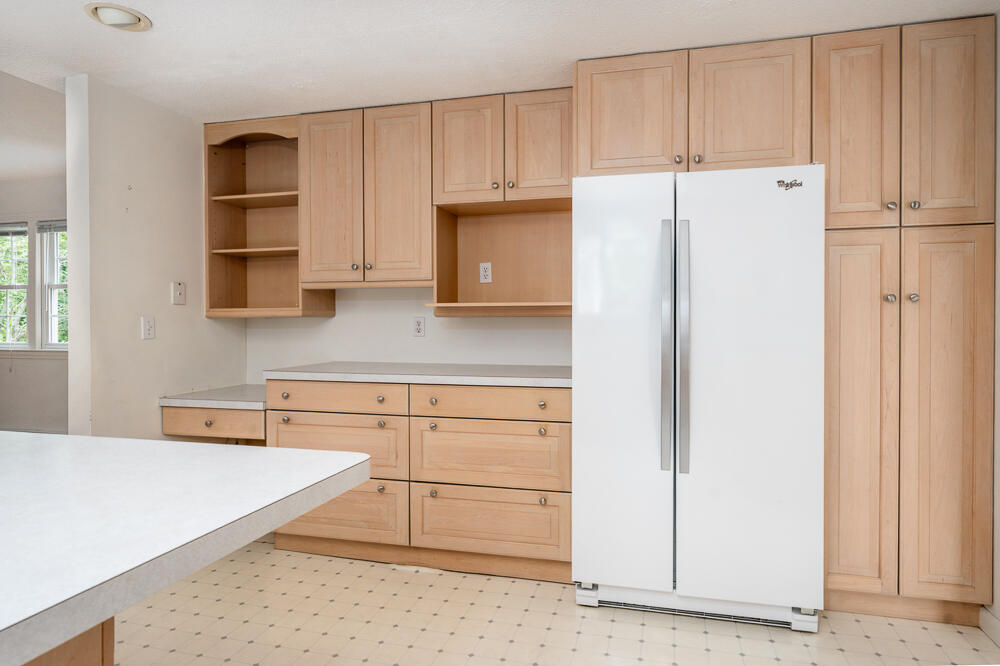 141 Rolling Hitch Road Centerville, MA 02632 - Photo 11 of 35 kitchen4