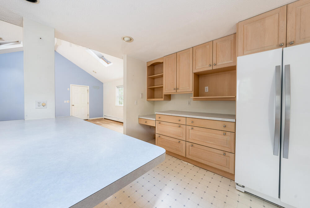 141 Rolling Hitch Road Centerville, MA 02632 - Photo 12 of 35 kitchen5