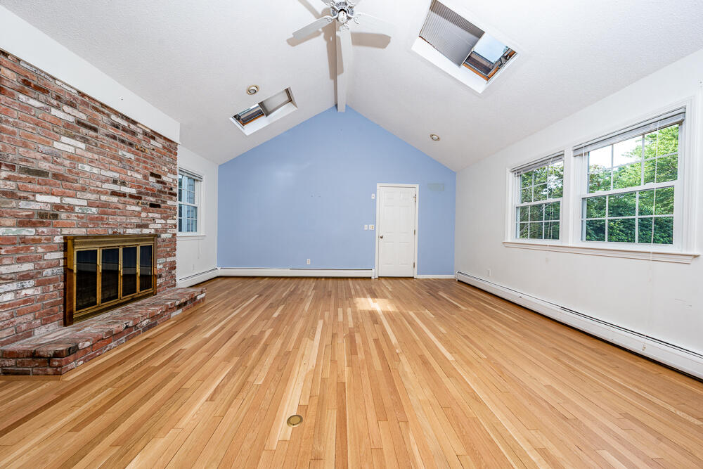 141 Rolling Hitch Road Centerville, MA 02632 - Photo 13 of 35 familyroom1