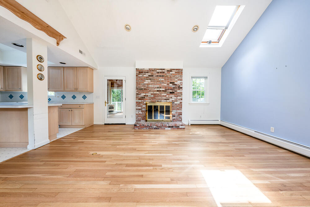 141 Rolling Hitch Road Centerville, MA 02632 - Photo 14 of 35 familyroom2