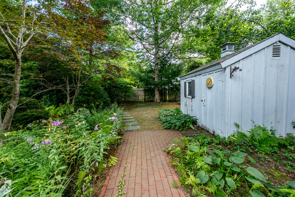 141 Rolling Hitch Road Centerville, MA 02632 - Photo 33 of 35 back3