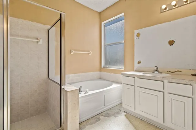 $299,990 | 10323 Goldenbrook Way, Tampa, FL 33647