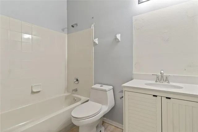 $299,990 | 10323 Goldenbrook Way, Tampa, FL 33647