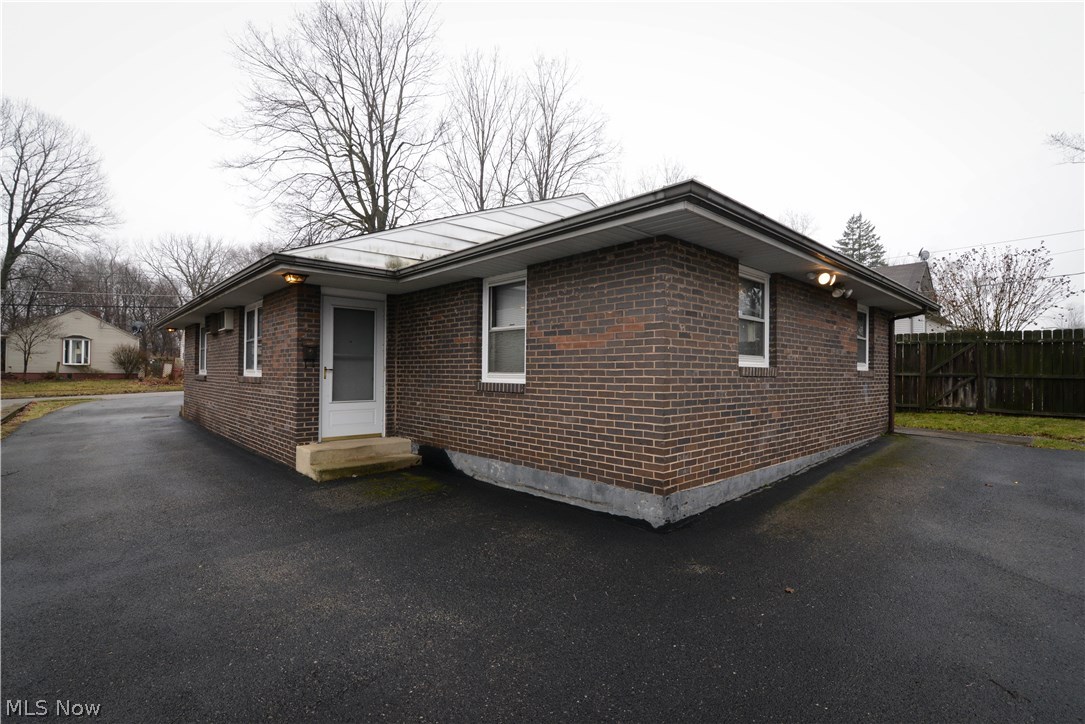 349 Spring Street Struthers, OH 44471 - Photo 21 of 35 Gallery Image 21