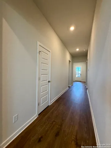 a view of a livingroom with a ceiling fan