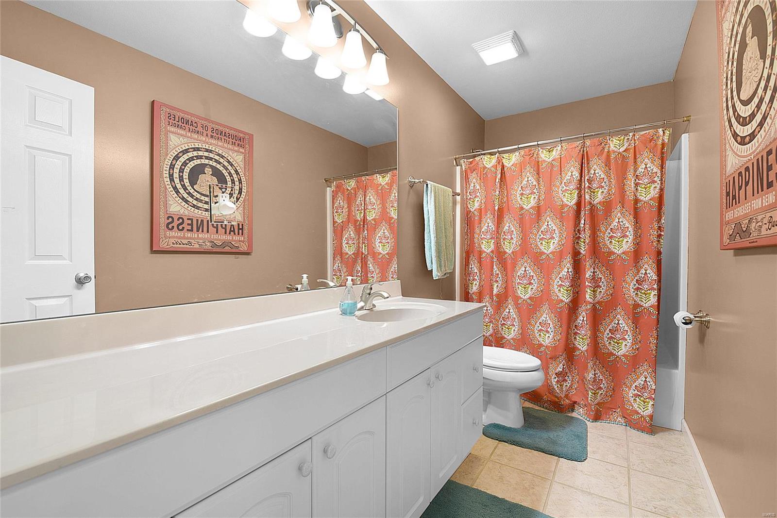 512 Holiday Dam Road Edwardsville, IL 62025 - Photo 19 of 42 Gallery Image 19