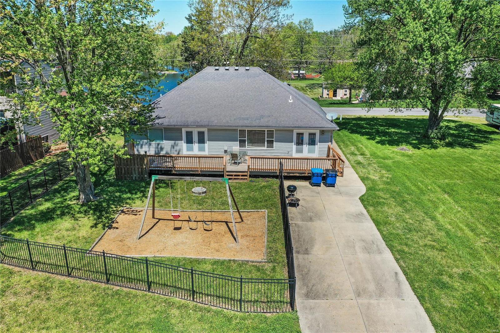 512 Holiday Dam Road Edwardsville, IL 62025 - Photo 37 of 42 Gallery Image 37