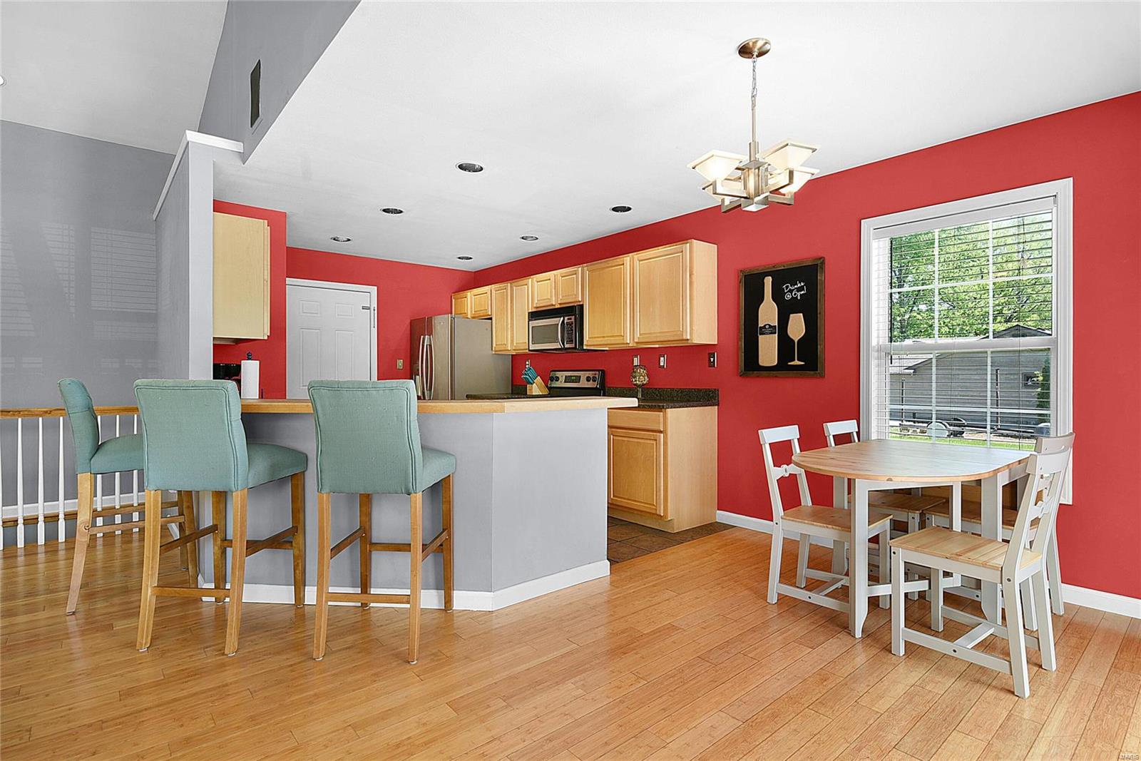 512 Holiday Dam Road Edwardsville, IL 62025 - Photo 10 of 42 Gallery Image 10