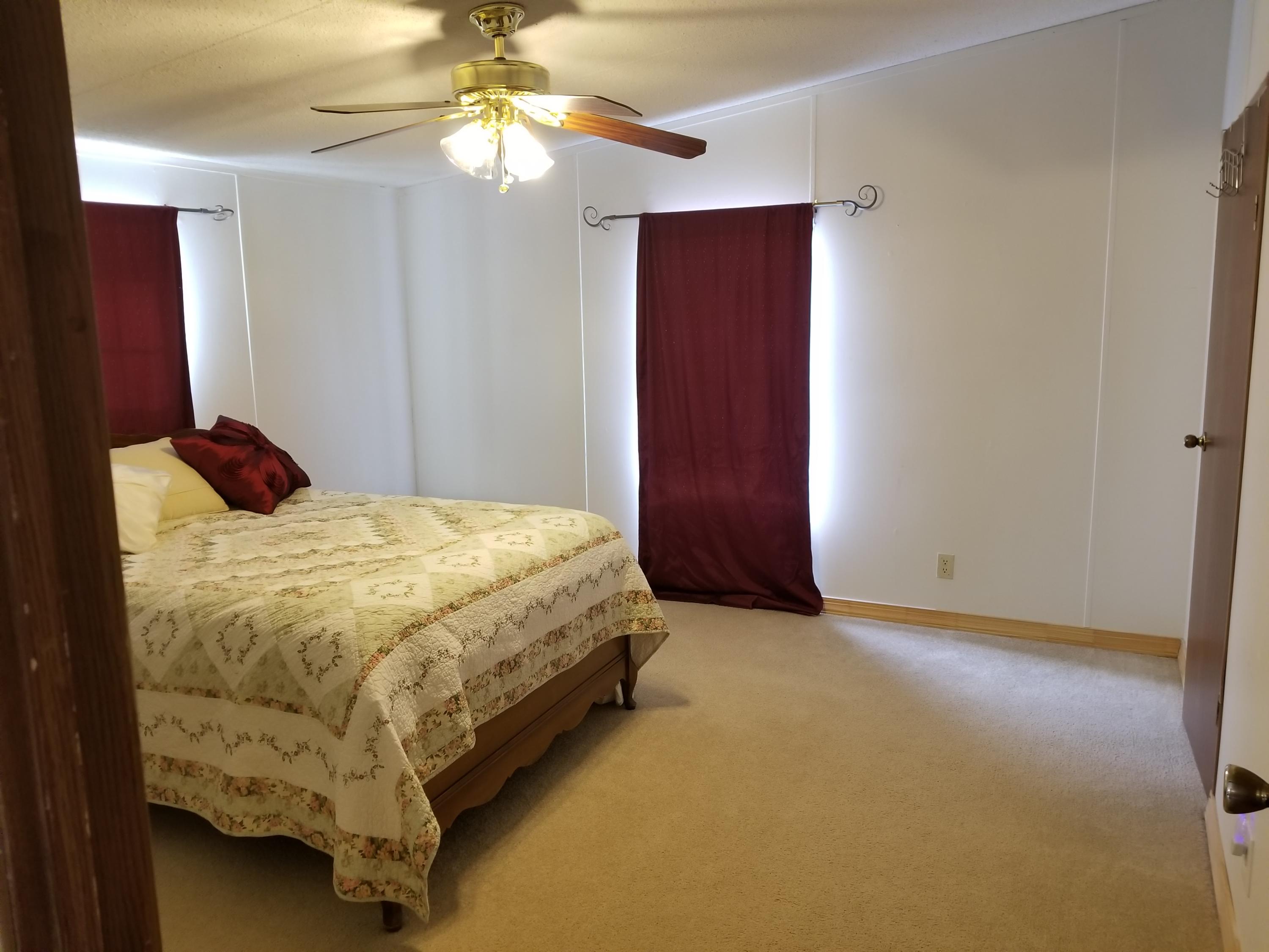 234 Russell Road Rockford, TN 37853 - Photo 24 of 30 master with walk in closet