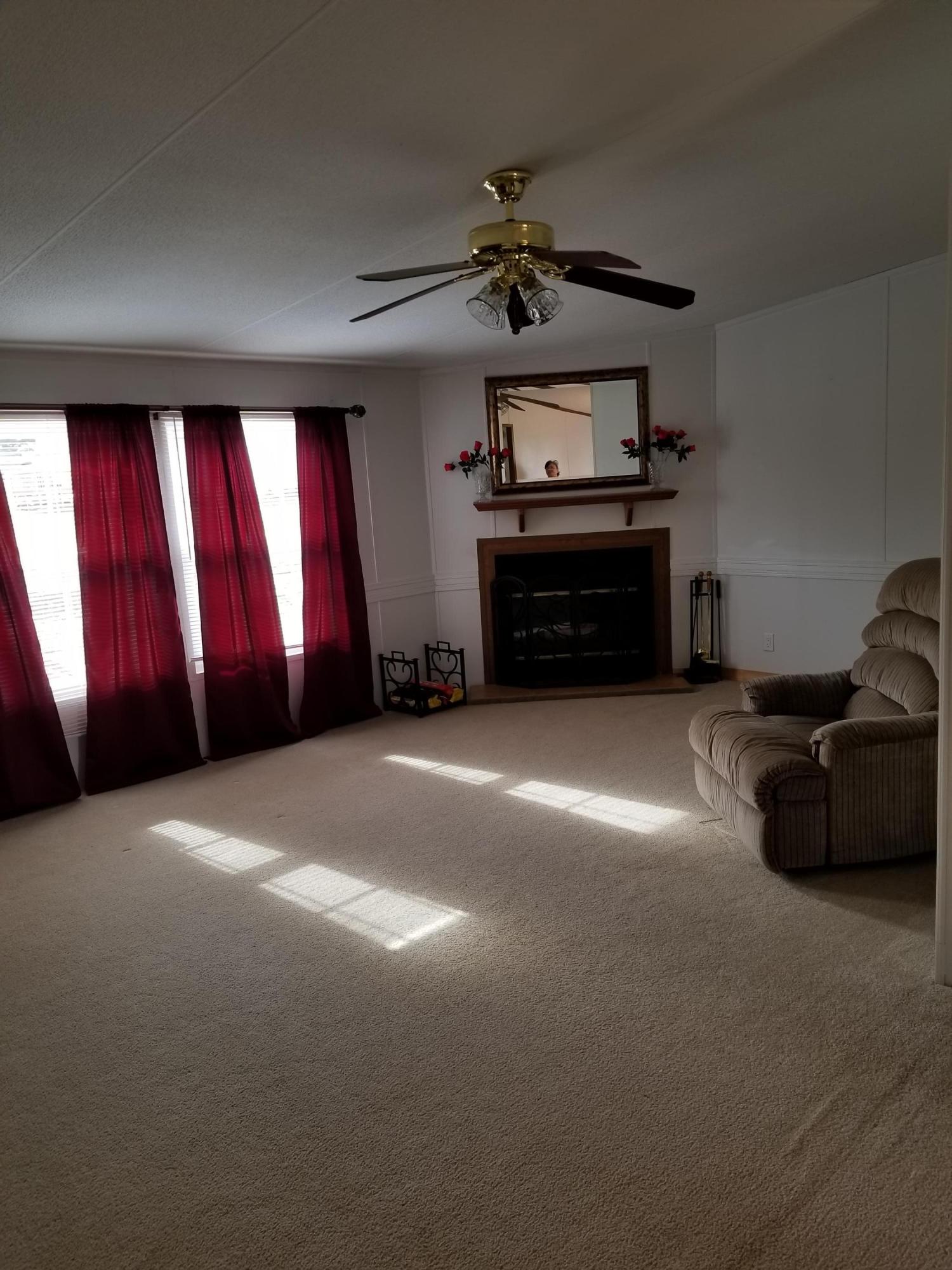 234 Russell Road Rockford, TN 37853 - Photo 5 of 30 living room