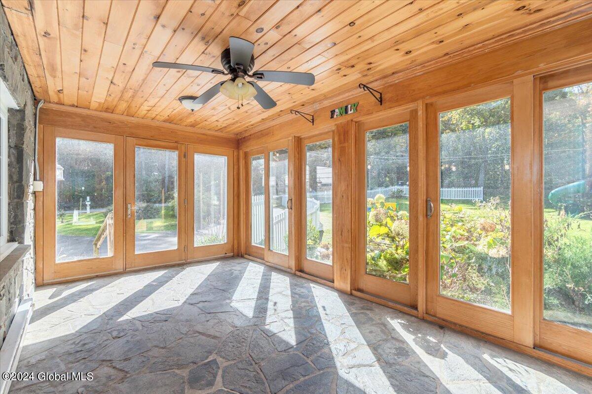 1189 Mohawk Road Niskayuna, NY 12309 - Photo 8 of 44 26-DSC00102