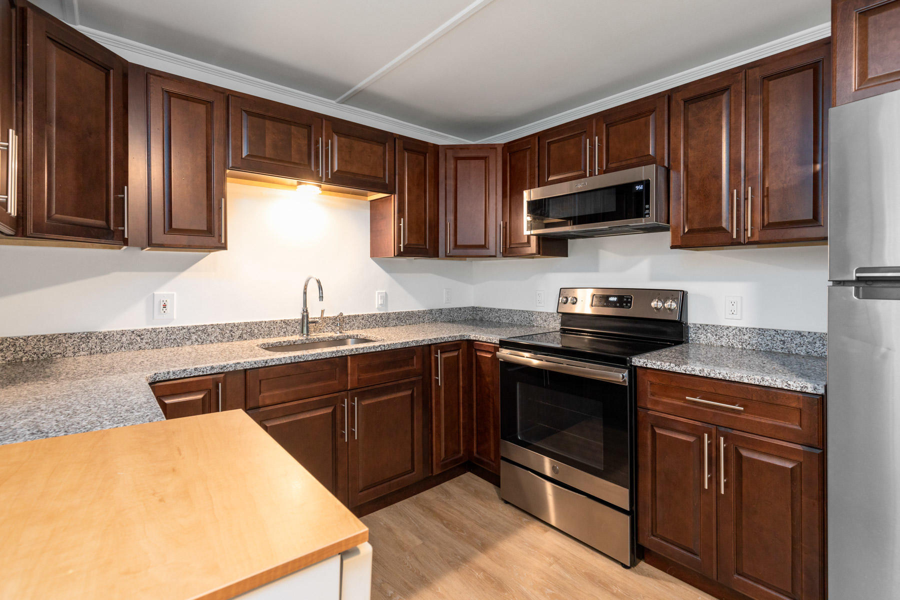 91 Sullivan Street Berwick, ME 03901 - Photo 7 of 54 Secoast-Re-Photos-4