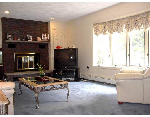 59 Squire Road Winchester, MA 01890 - Photo 3 of 8