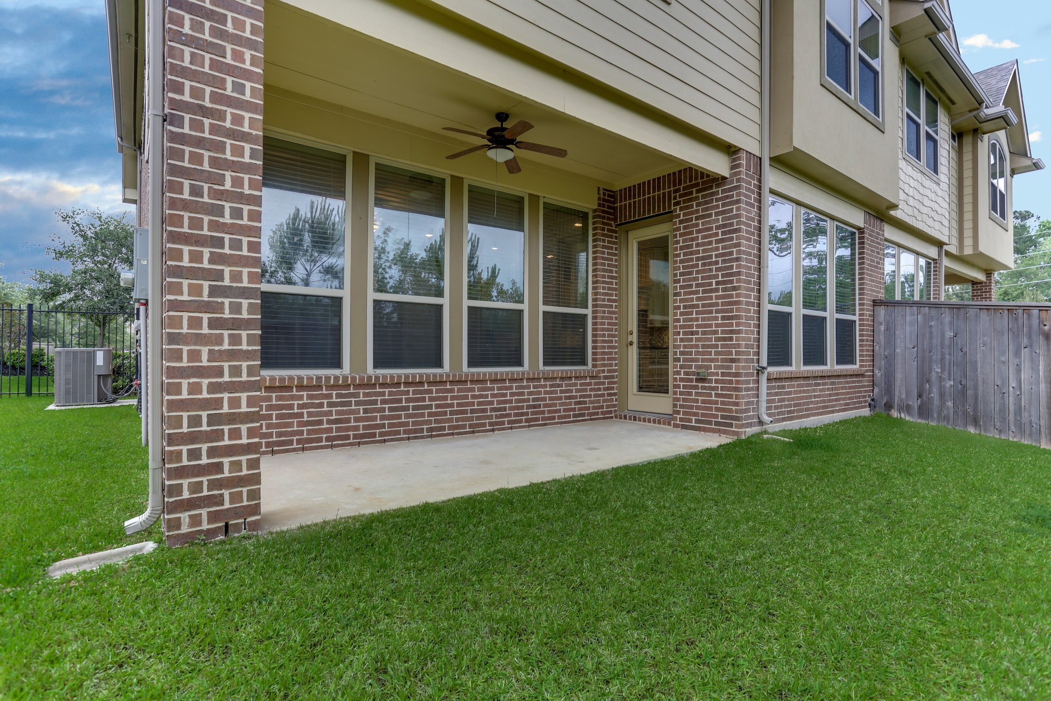 3 Herons Flight Place Spring, TX 77389 - Photo 26 of 27 a front view of a house with a yard