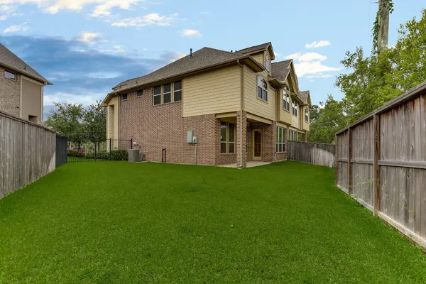 $2,950 | 3 Herons Flight Place, Spring, TX 77389