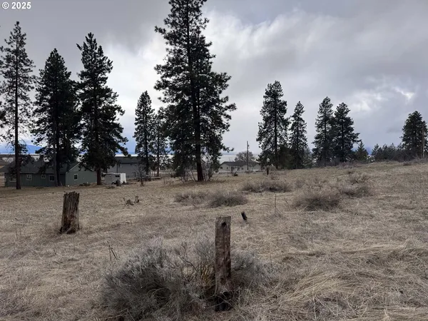 $21,000 | Deerwood Circle, Unit L8, Chiloquin, OR 97624