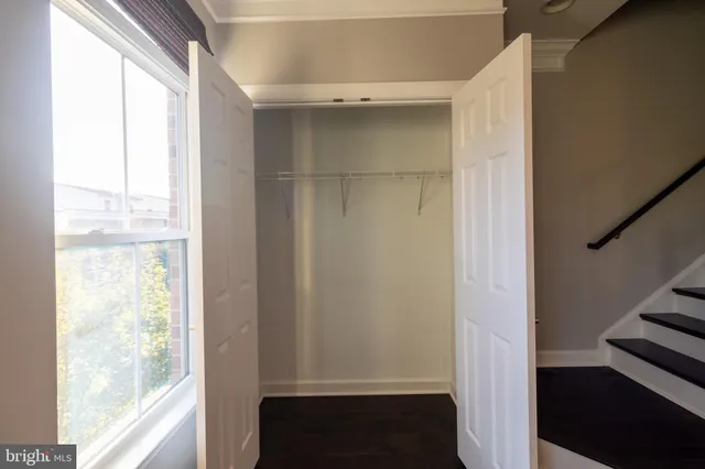 $3,150 | 323 Community Center Avenue, Gaithersburg, MD 20878