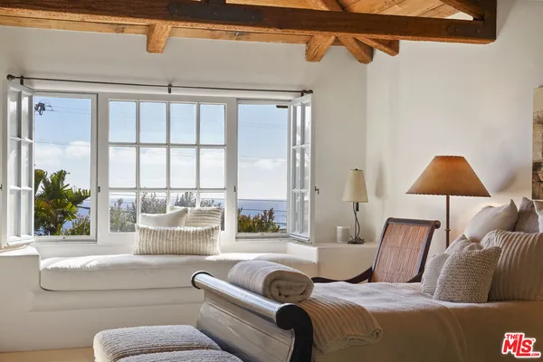 a view of outdoor space and city view