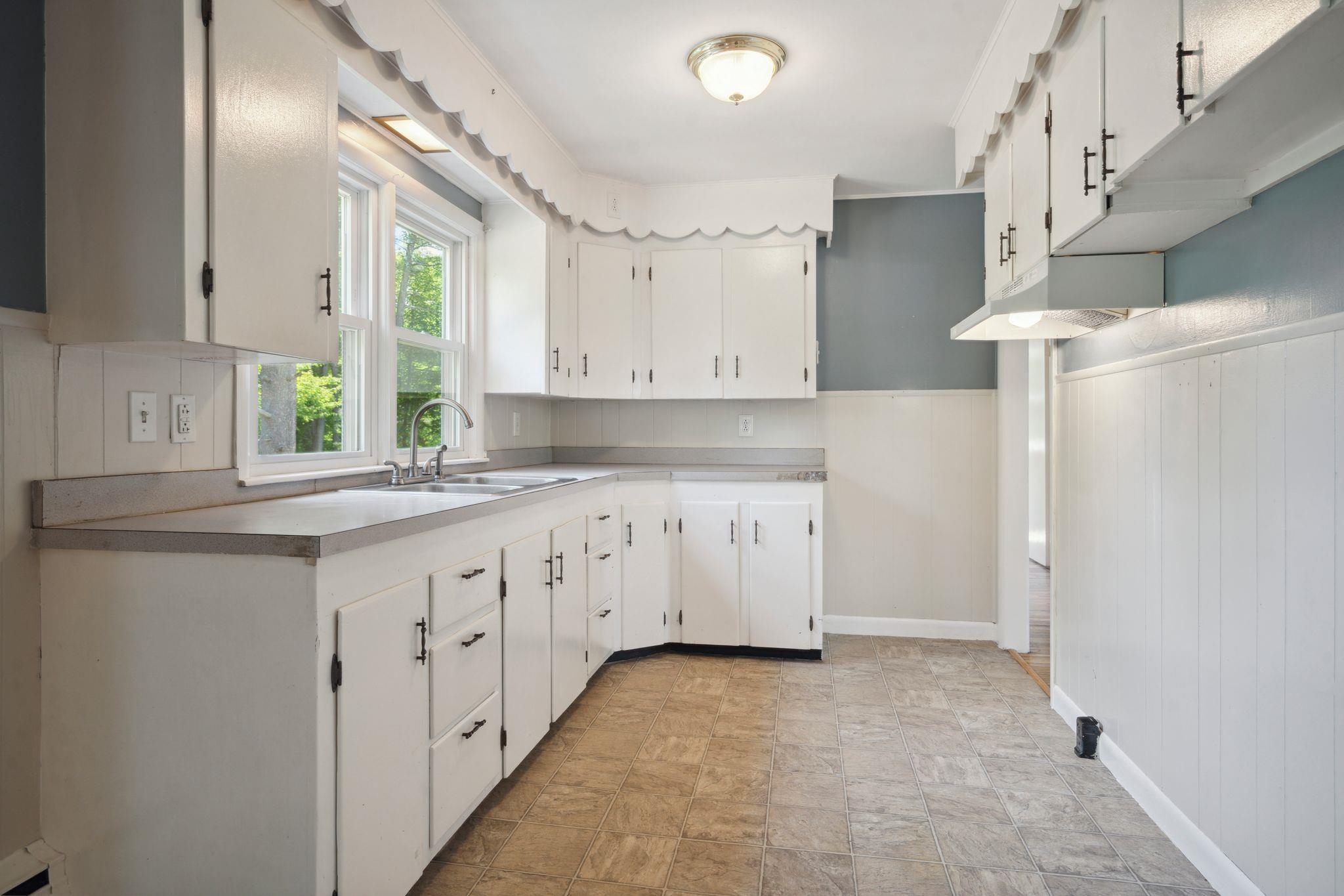 515 Mast Road Goffstown, NH 03045 - Photo 12 of 43