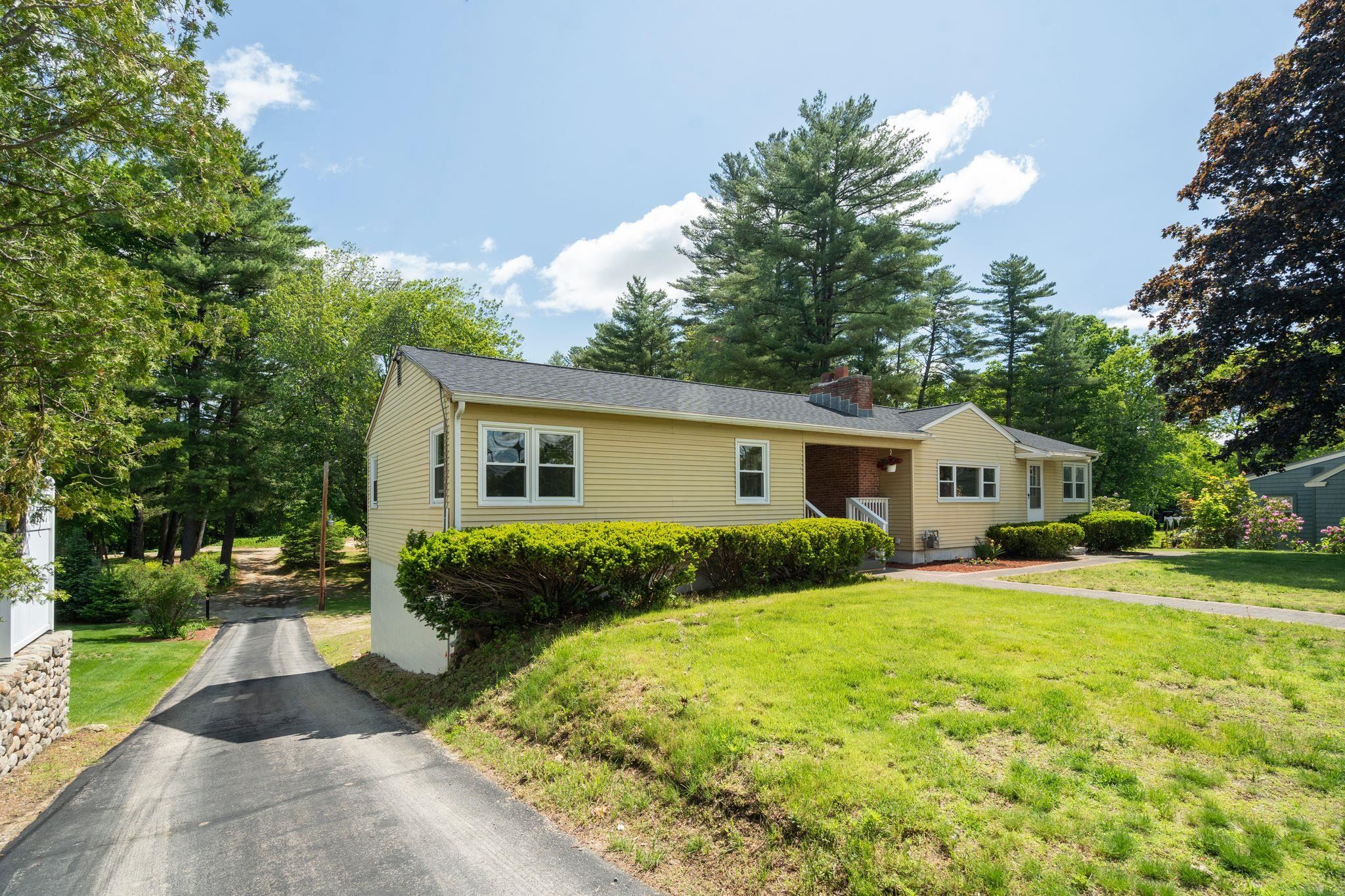 515 Mast Road Goffstown, NH 03045 - Photo 4 of 43