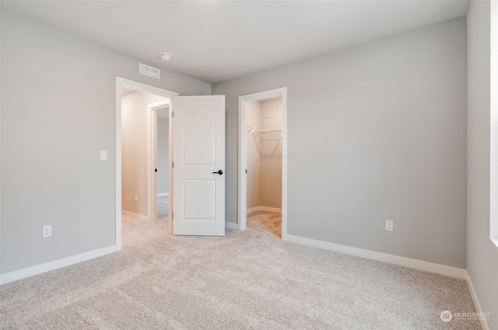 5456 Kinross Road Southwest, Unit 124 Port Orchard, WA 98367 - Photo 23 of 27 Gallery Image 23