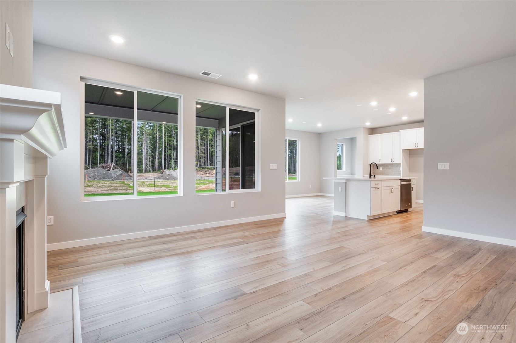 5456 Kinross Road Southwest, Unit 124 Port Orchard, WA 98367 - Photo 4 of 27 Gallery Image 4