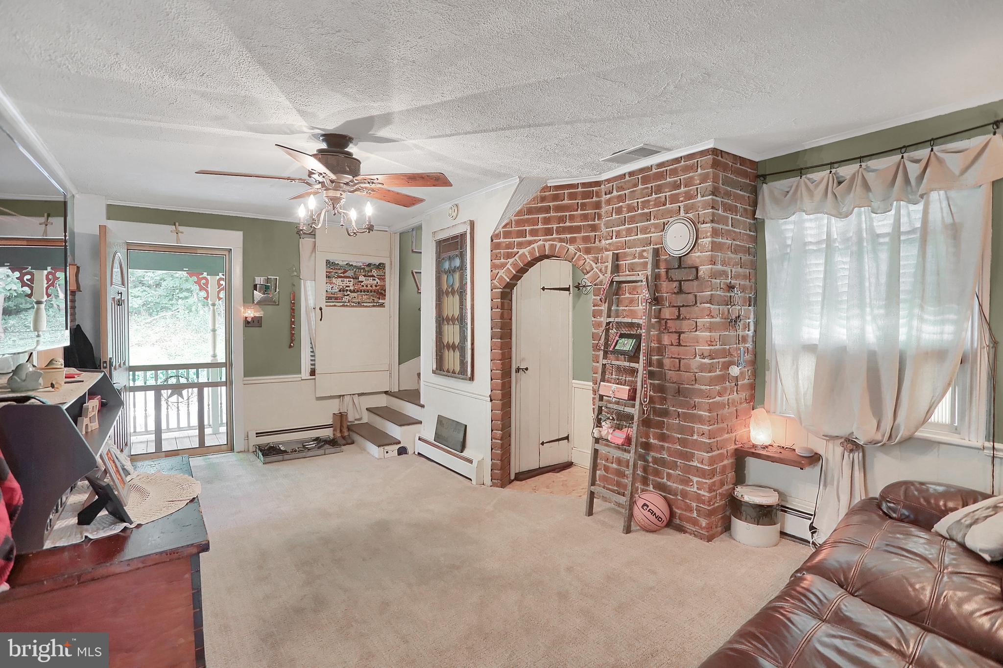2033 Jericho Road New Bloomfield, PA 17068 - Photo 7 of 64 Gallery Image 7