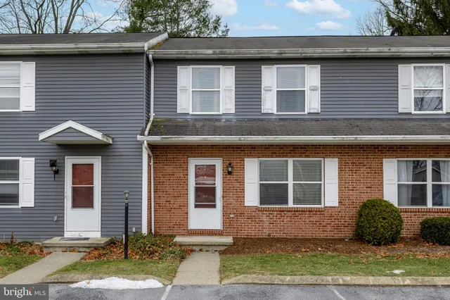 $235,000 | 1918 Weaver Street, Unit 5, State College, PA 16803