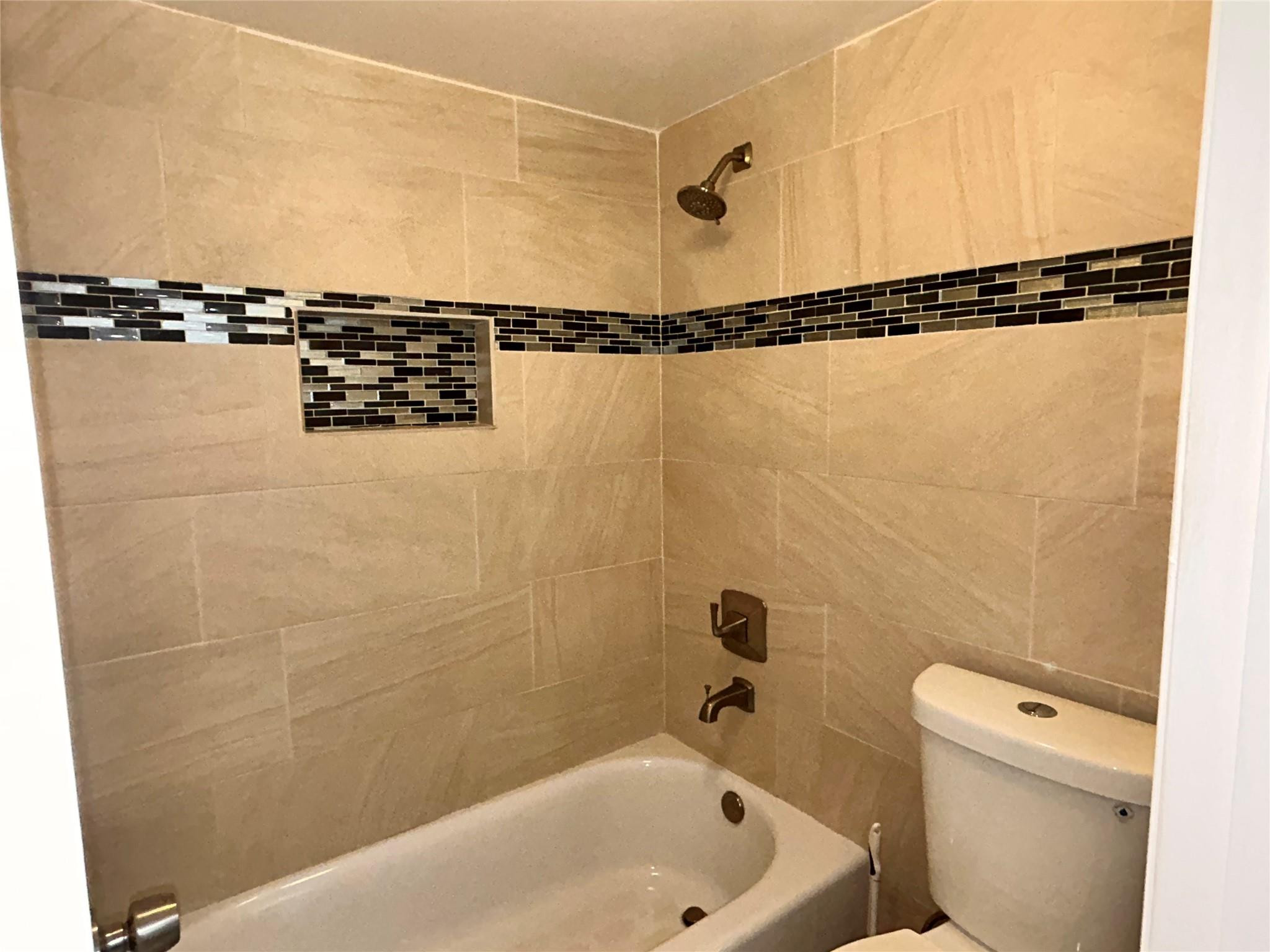 3233 Riverside Drive, Unit C504 Coral Springs, FL 33065 - Photo 19 of 38 Photo 19