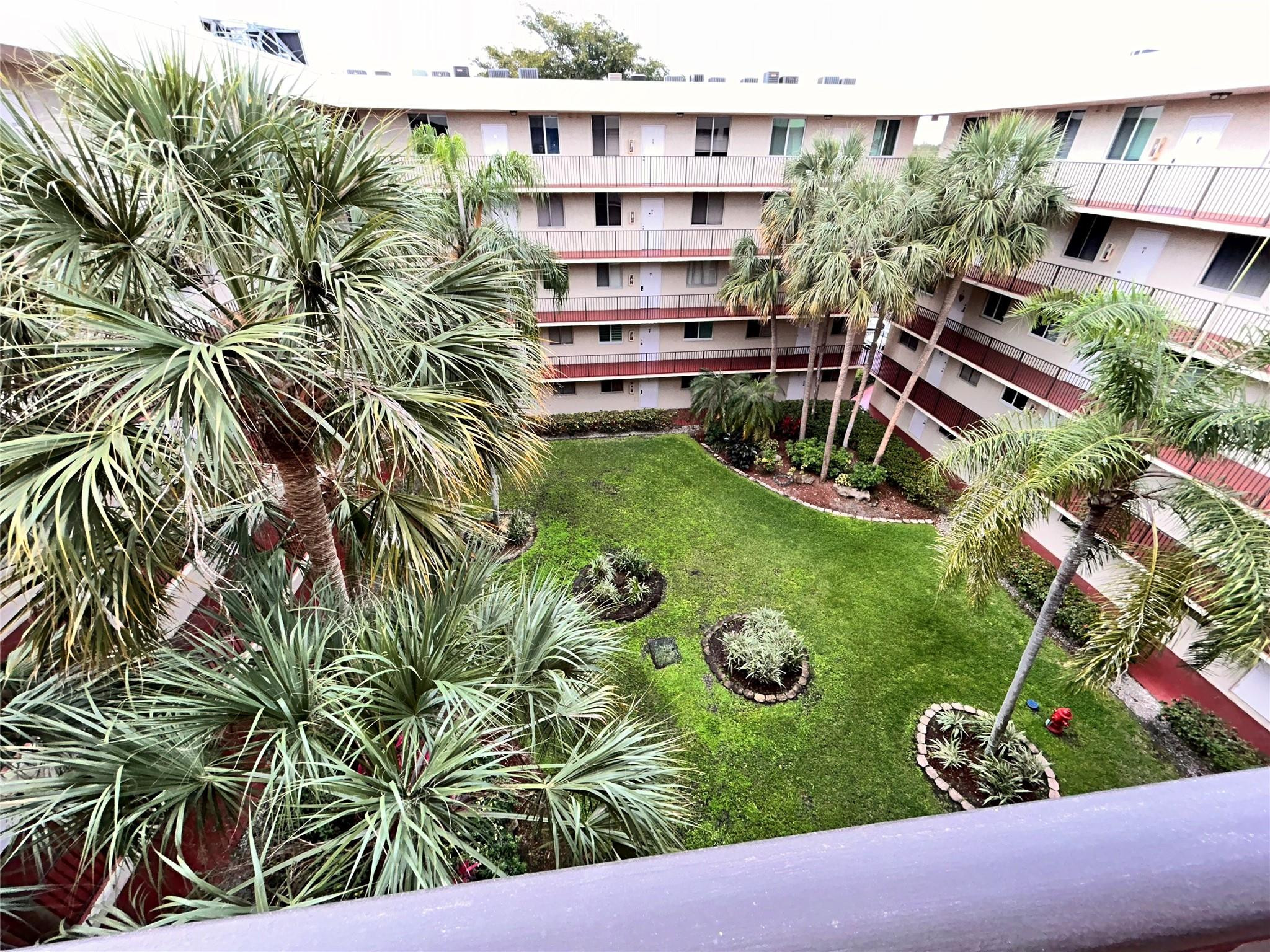 3233 Riverside Drive, Unit C504 Coral Springs, FL 33065 - Photo 27 of 38 Photo 27
