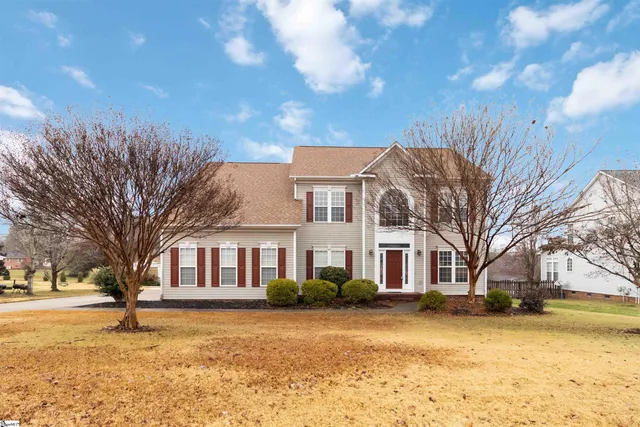 $520,000 | 215 Ridge Bay Court, Greenville, SC 29611