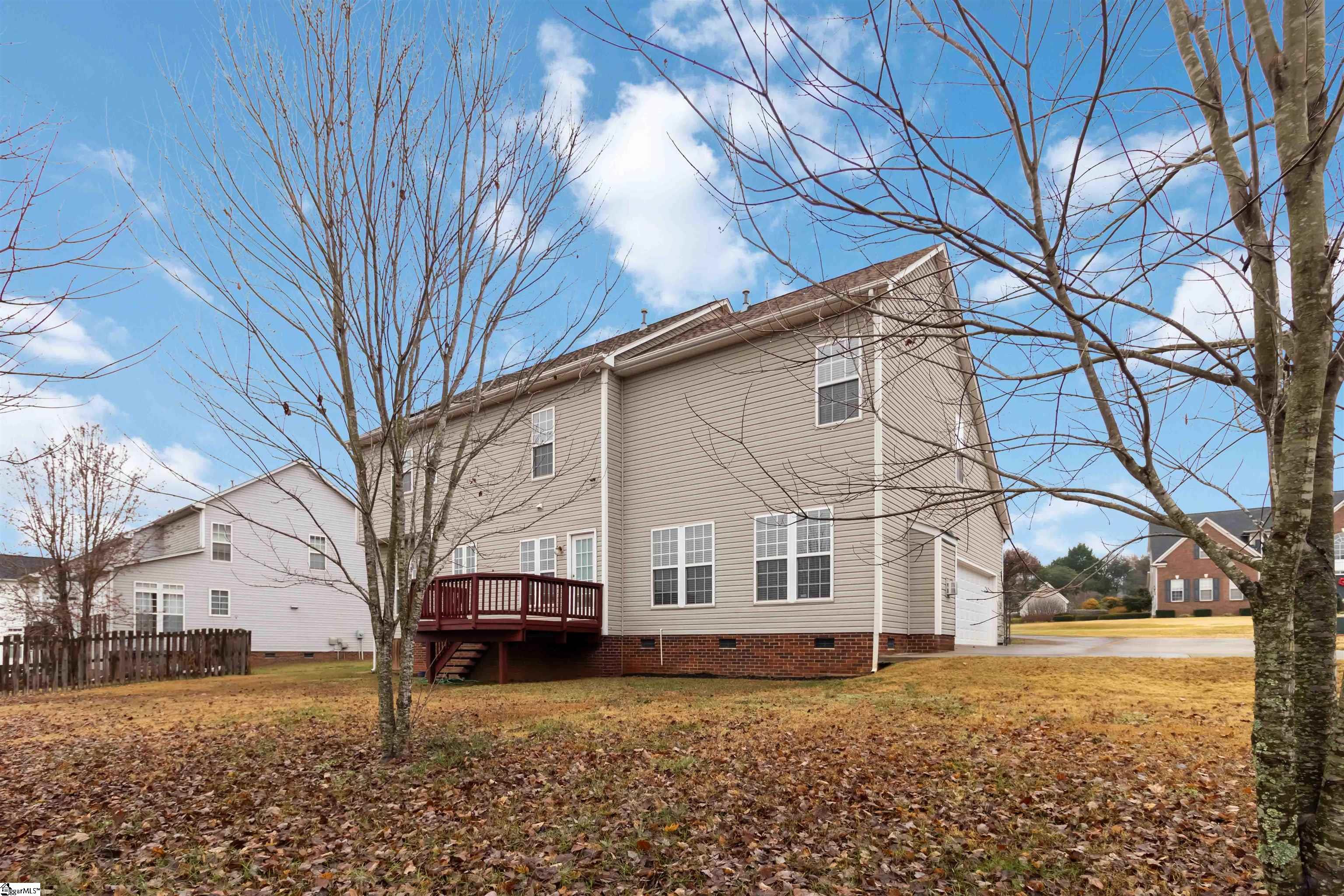 215 Ridge Bay Court Greenville, SC 29611 - Photo 32 of 37