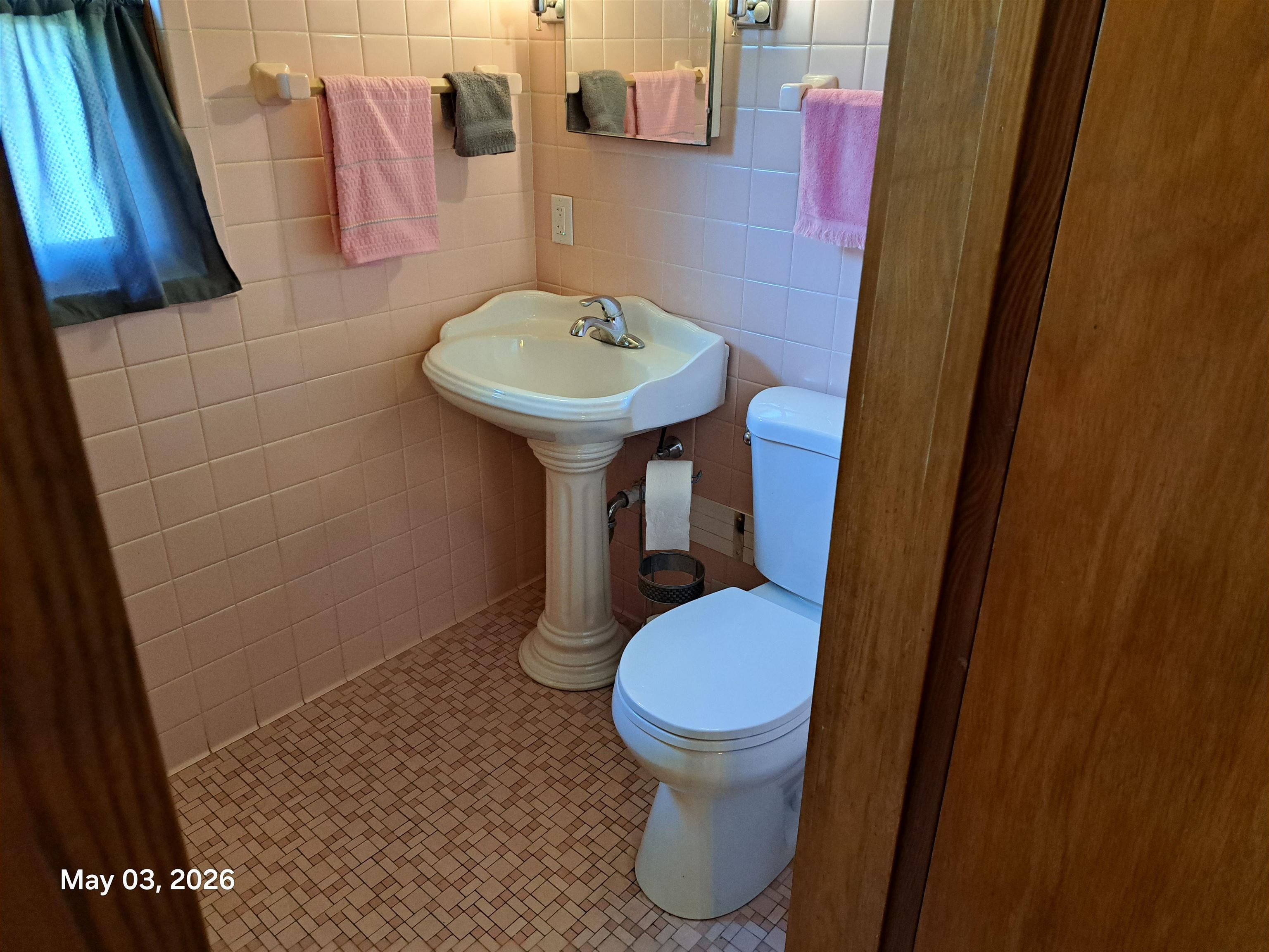 716 Depere Street Menasha, WI 54952 - Photo 11 of 30