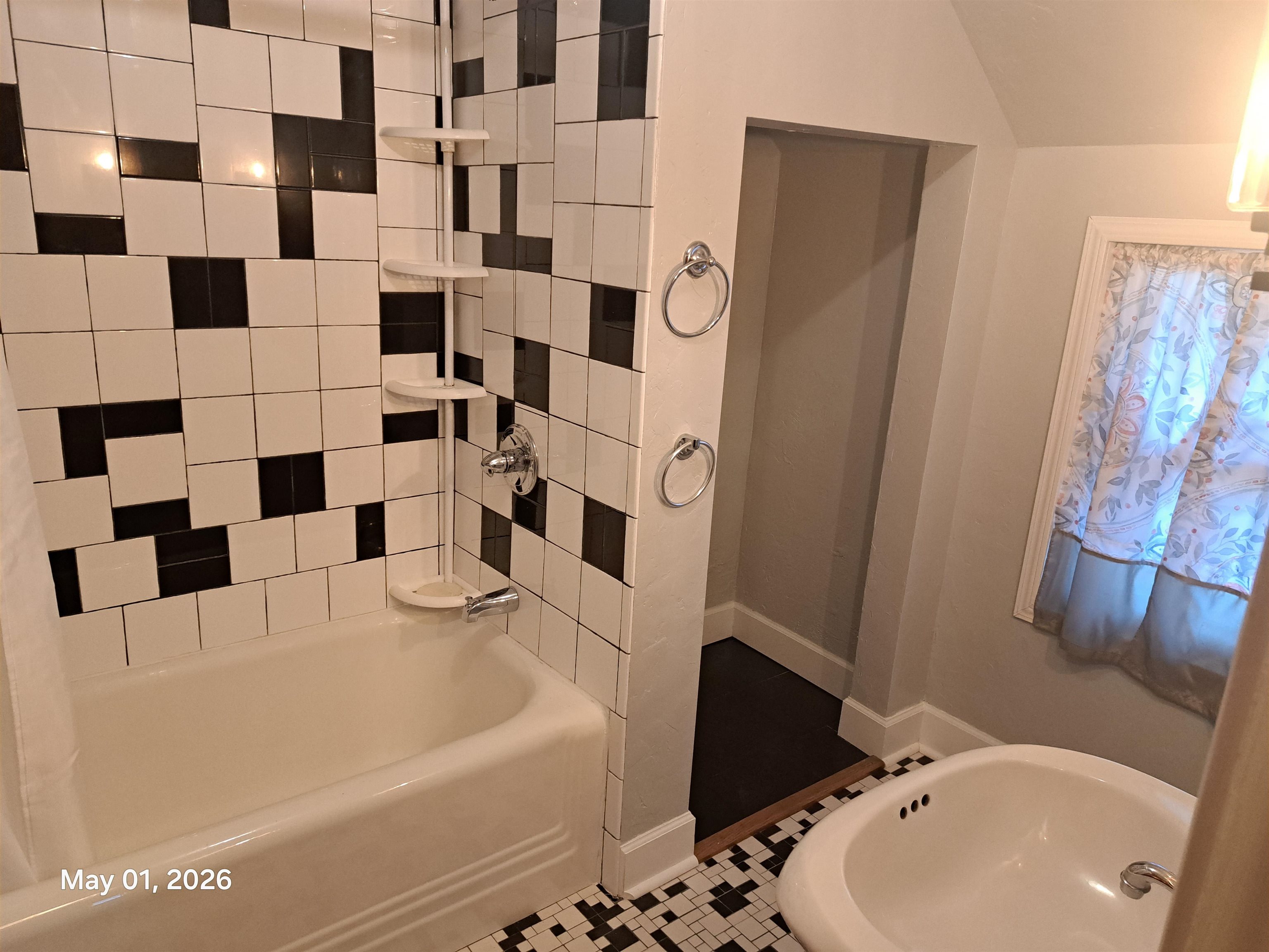 716 Depere Street Menasha, WI 54952 - Photo 19 of 30