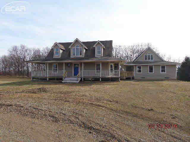 4757 Bradley Road Gregory, MI 48137 - Photo 13 of 33 20877470-12.JPG